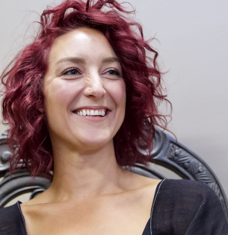 Jolene Landstra curly hair hairstylist